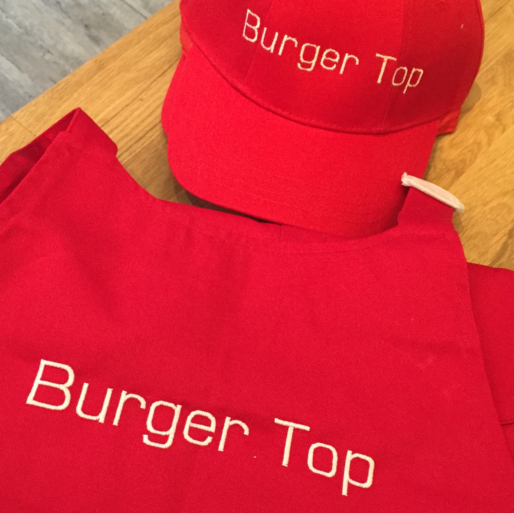 Casquette et tablier Top Burger